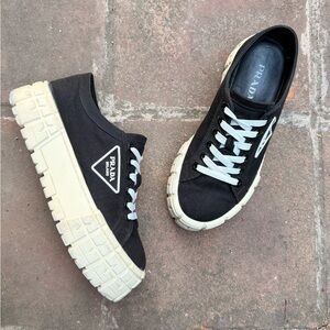 PRADA Milano Black Platform Sneakers – Size 38.5 – Authentic & Trendy ✨